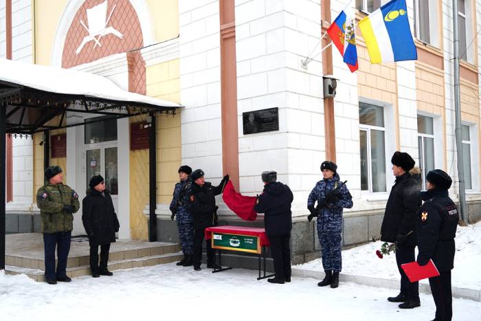 В Улан-Удэ увековечили память героически погибшего прапорщика милиции 