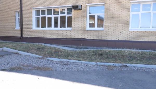 Эксперты заявили, что оскандалившаяся сельская школа в Бурятии не уйдёт под землю