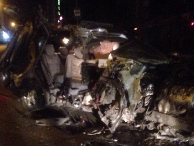 19-летний водитель разбил Porsche Cayenne о столб в центре Читы