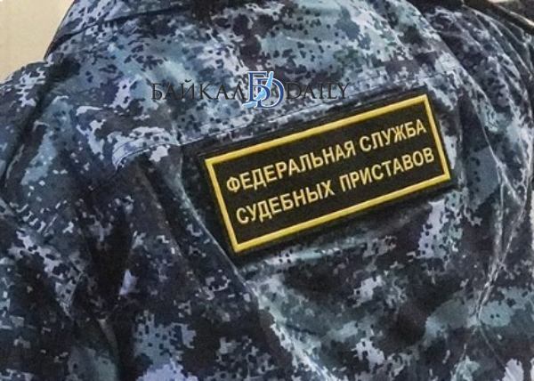 Жительницу Ангарска будут судить за нападение на судебного пристава 