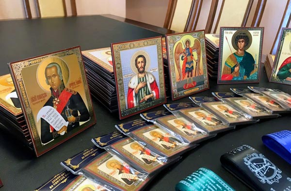 Военные в Сирии получили подарки от Улан-Удэнского митрополита