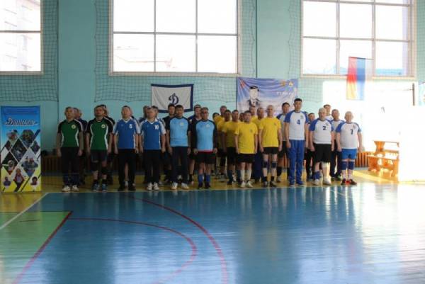 В Бурятии прошёл чемпионат по волейболу памяти легендарного сыщика 