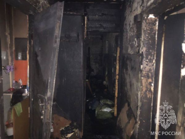 В Ангарске на пожаре пострадали два человека