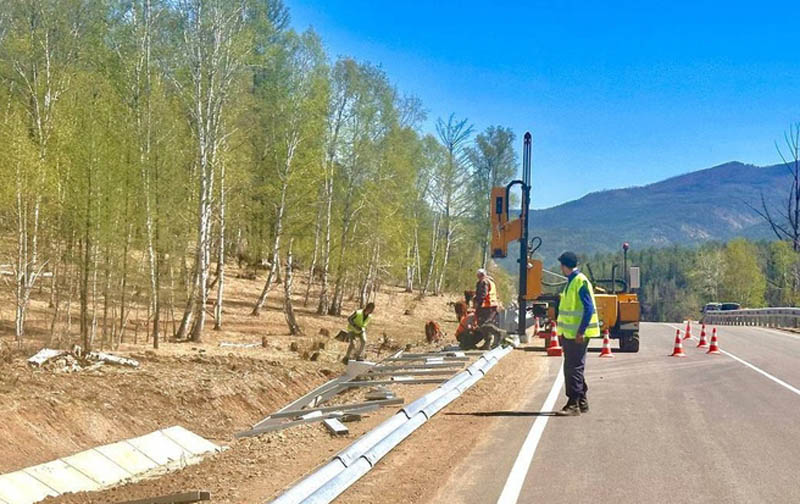 На юге Бурятии ремонтируют 22 км региональной дороги