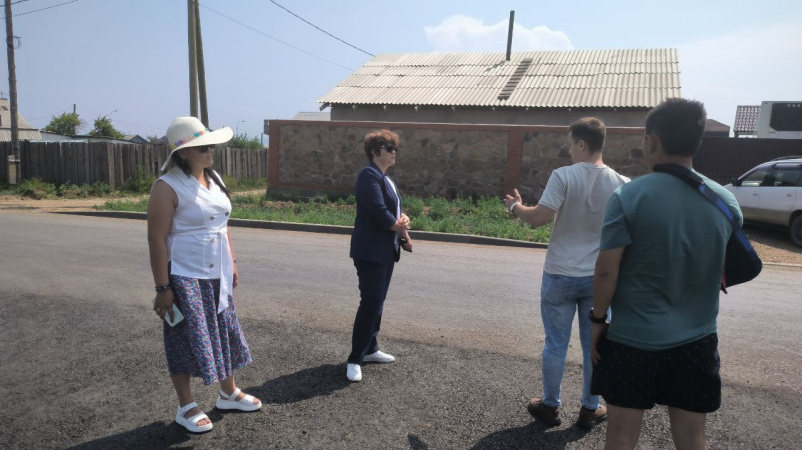 В пригороде Улан-Удэ ремонтируют подъезды к новым школам и детсадам