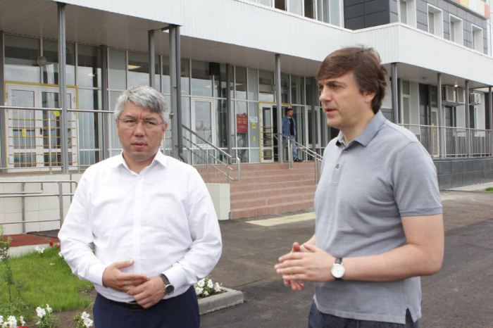 Министру просвещения России рассказали об аварийной школе в Бурятии