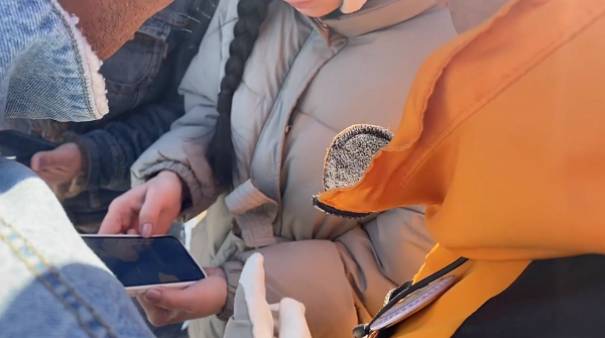 В Улан-Удэ к поискам таинственно пропавшей девушки-таксиста подключилось почти 500 человек