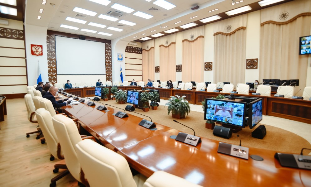 В Бурятии вновь заседала комиссия по противодействию коррупции