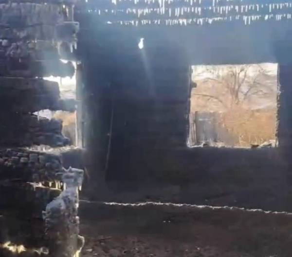 В Бурятии в сгоревшем доме нашли тело 19-летнего парня 