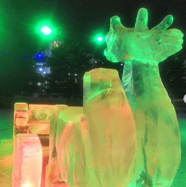 «Ничего святого»: В Улан-Удэ опять сломали ледяные фигуры