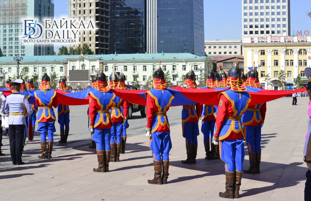 Монголия отпраздновала День государственного флага