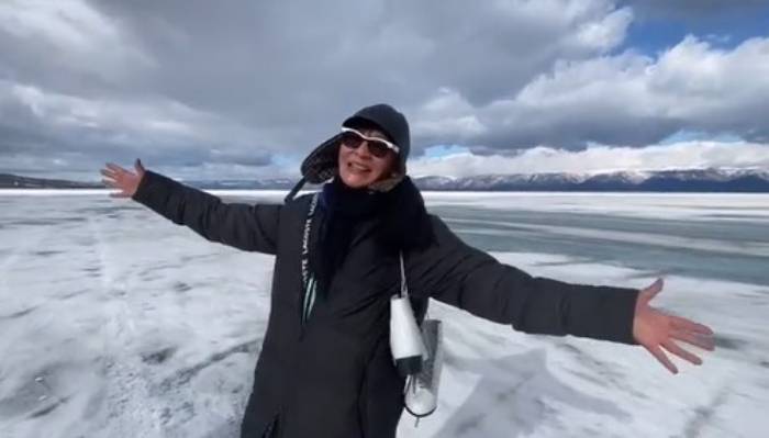 Ирина Хакамада отдыхает на Байкале