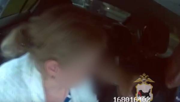 «В баньку ко мне приезжай»: В Ангарске пьяная автомобилистка пыталась подкупить автоинспектора 