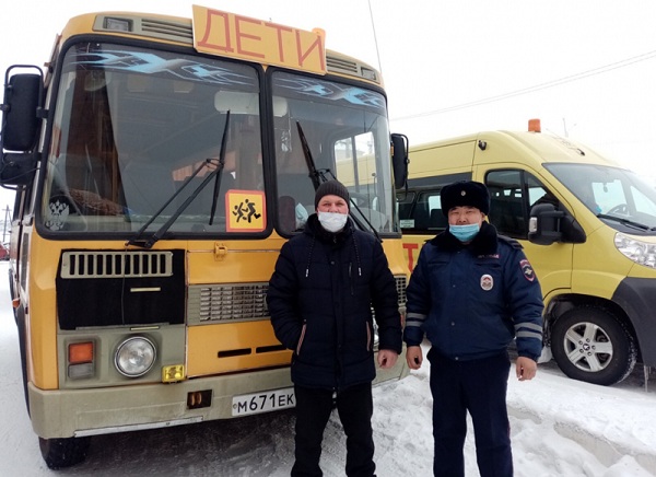 В Бурятии Мухоршибирском районе проверили школьные автобусы 
