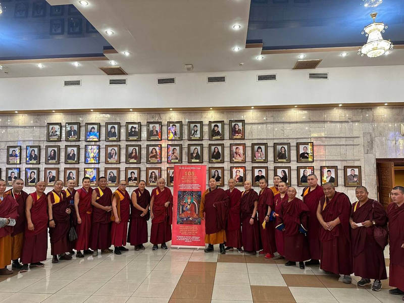 Ламы Бурятии приняли участие в юбилее института Камбы-ламы Тувы