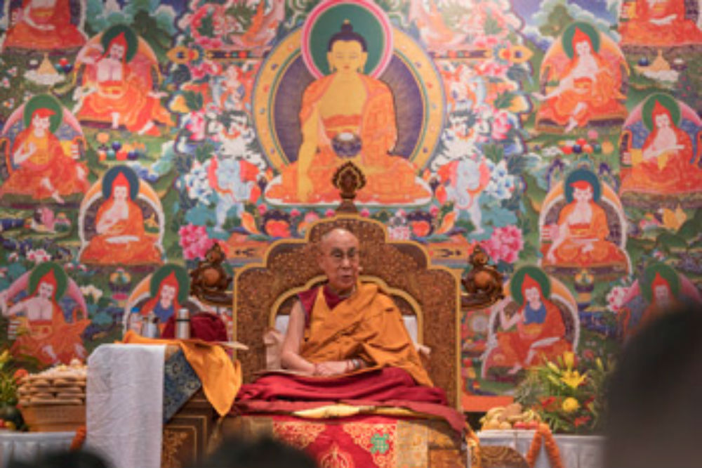 В Индии прошли учения Далай-ламы для буддистов России