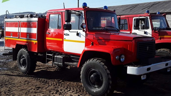 В Бурятию поступила ещё одна лесопожарная автоцистерна
