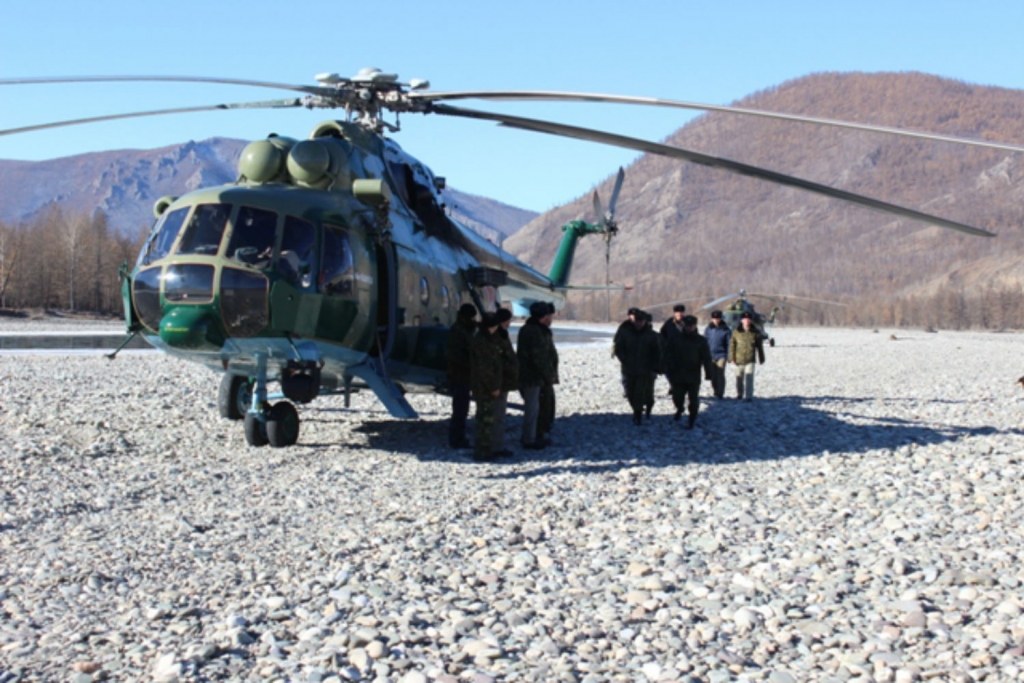 Начальник Пограничного управления ФСБ по Тыве прилетел в Бурятию на вертолёте 