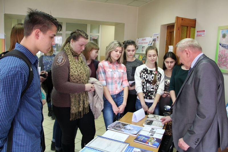 Забайкальские общественники и ветераны МВД встретились с молодёжью