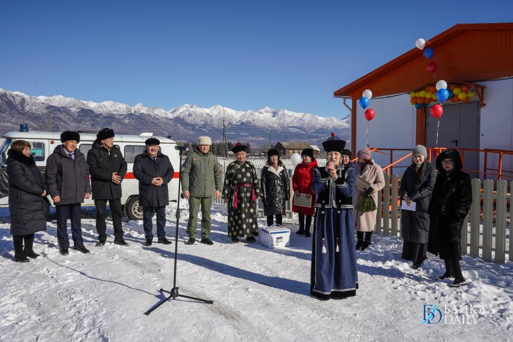 Новости бурятии байкал дейли в реальном времени. Улус Бурятия. Открытие ФАПА В селе. Современная Бурятия картинка. Открытие нового ФАПА В селе.