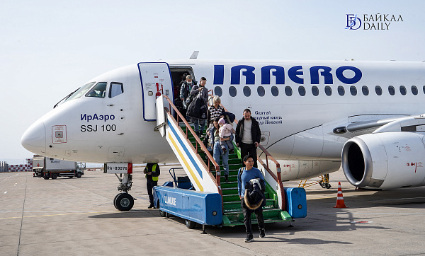 Самолет улан удэ горно алтайск. Самолет ИРАЭРО Улан- Удэ - Южно - Сахалинск. Улан-Удэ Южный Сахалин 14:00 как выглядит самолет.