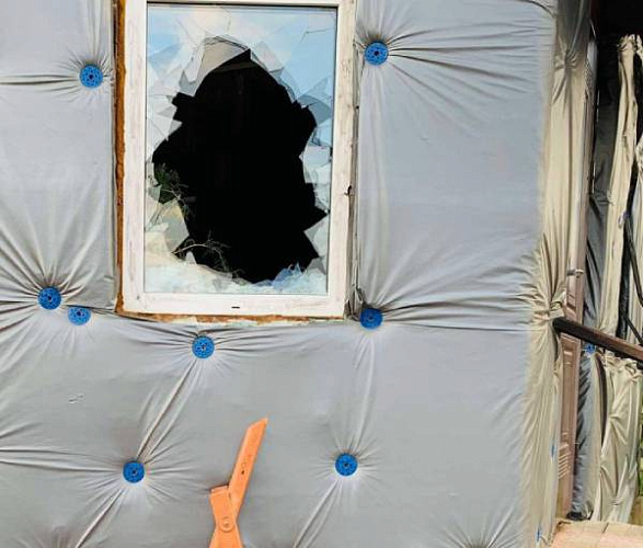 В Абакане пьяный «антиваксер» поджёг прививочную палатку Минобороны