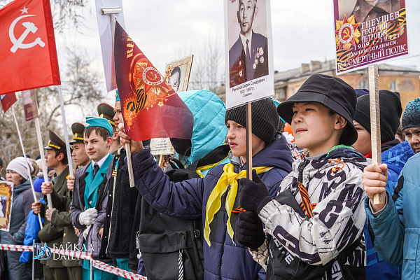 9 мая улан удэ программа. День Победы Улан-Удэ. День Победы Байкал-Daily. 9 Мая 2022 Улан Удэ. Парад 9 мая Улан Удэ.